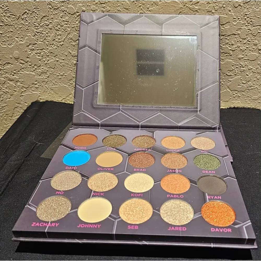 Barbarella Smoky Eyeshadow Palette  New Neutral Grunge Glam Multi Finish Makeup